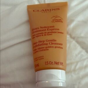 Clarins One-Step Gentle Exfoliating Cleanser - Warm Orange